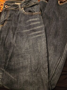 Men's Dark Blue Denim Jeans - Classic Straight Fit Chip Pepper